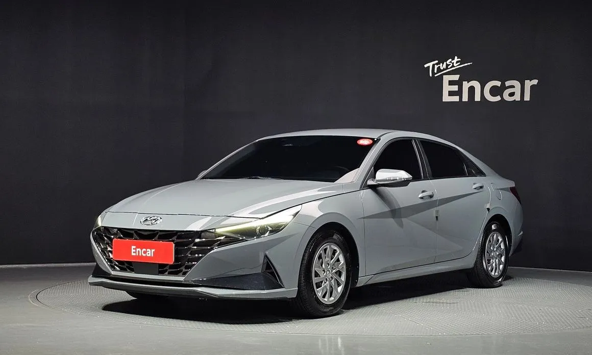 Hyundai AVANTE — фото 1