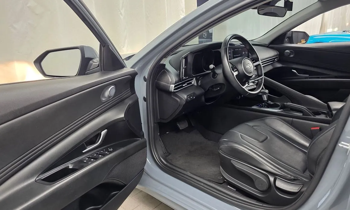 Hyundai AVANTE — фото 2