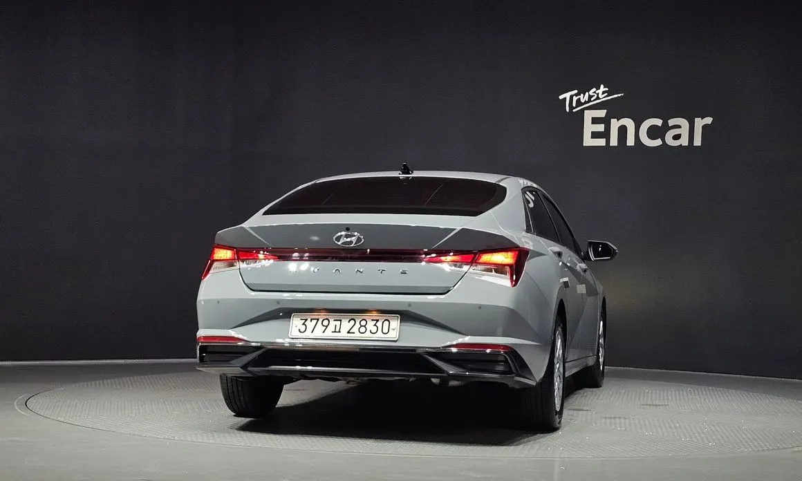 Hyundai AVANTE — фото 5