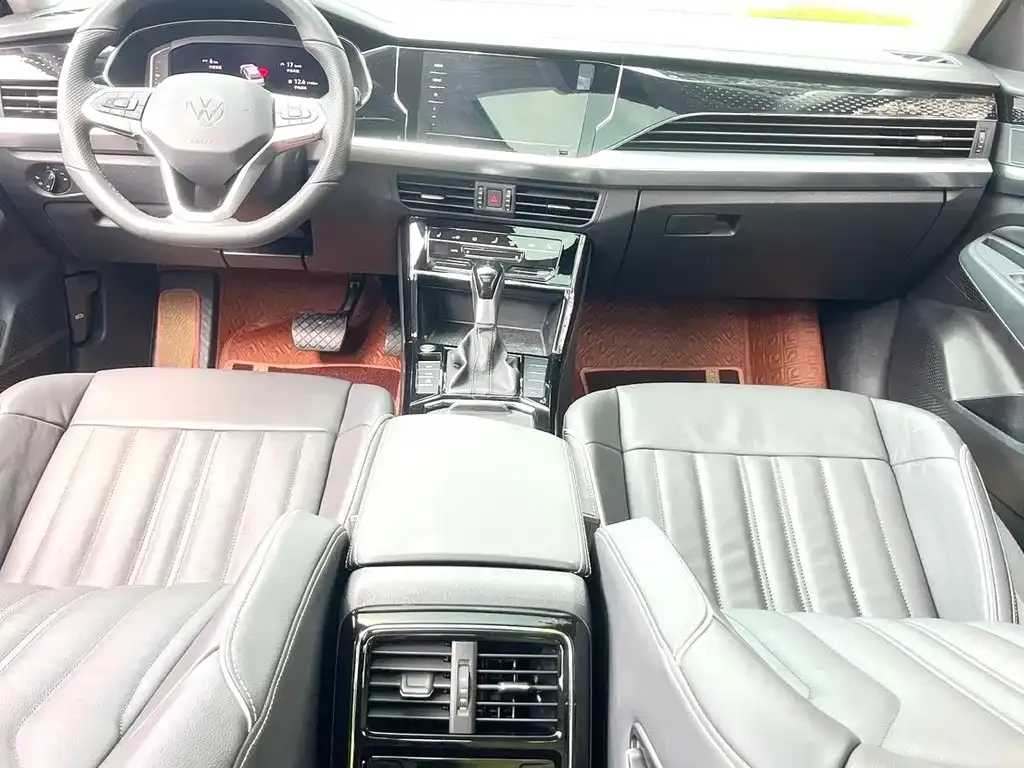 Volkswagen Passat — фото 4
