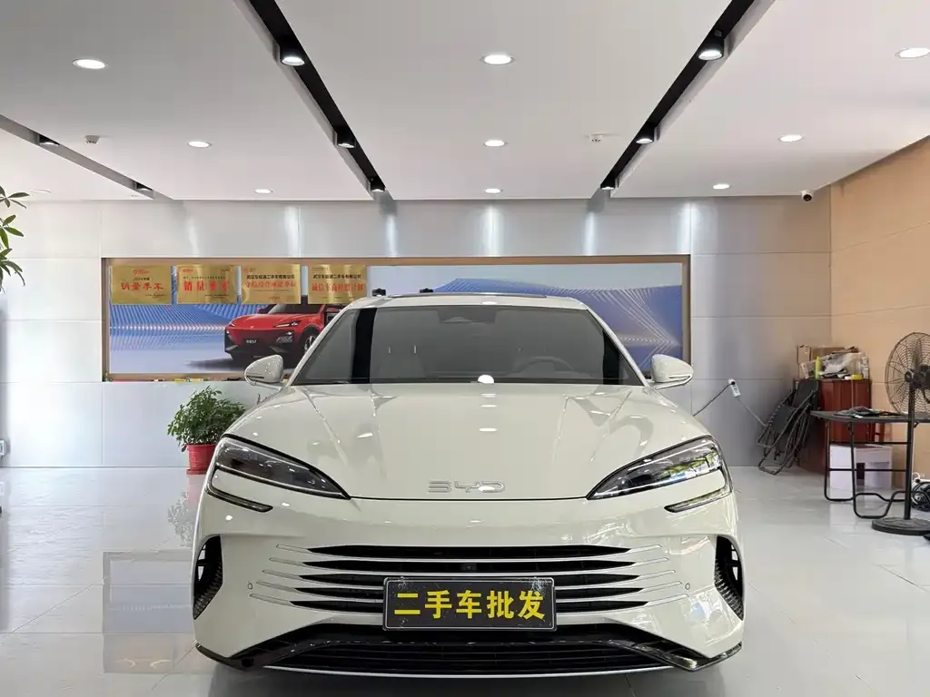 BYD Seal 07 DM-i — фото 6