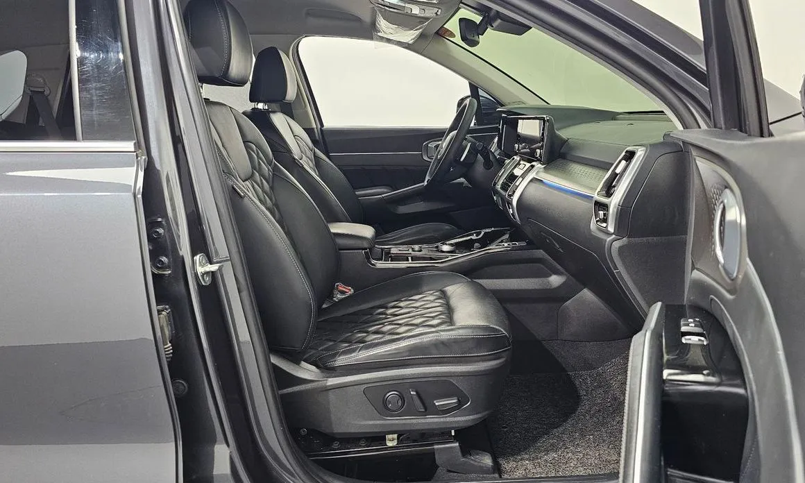 Kia Sorento — фото 7
