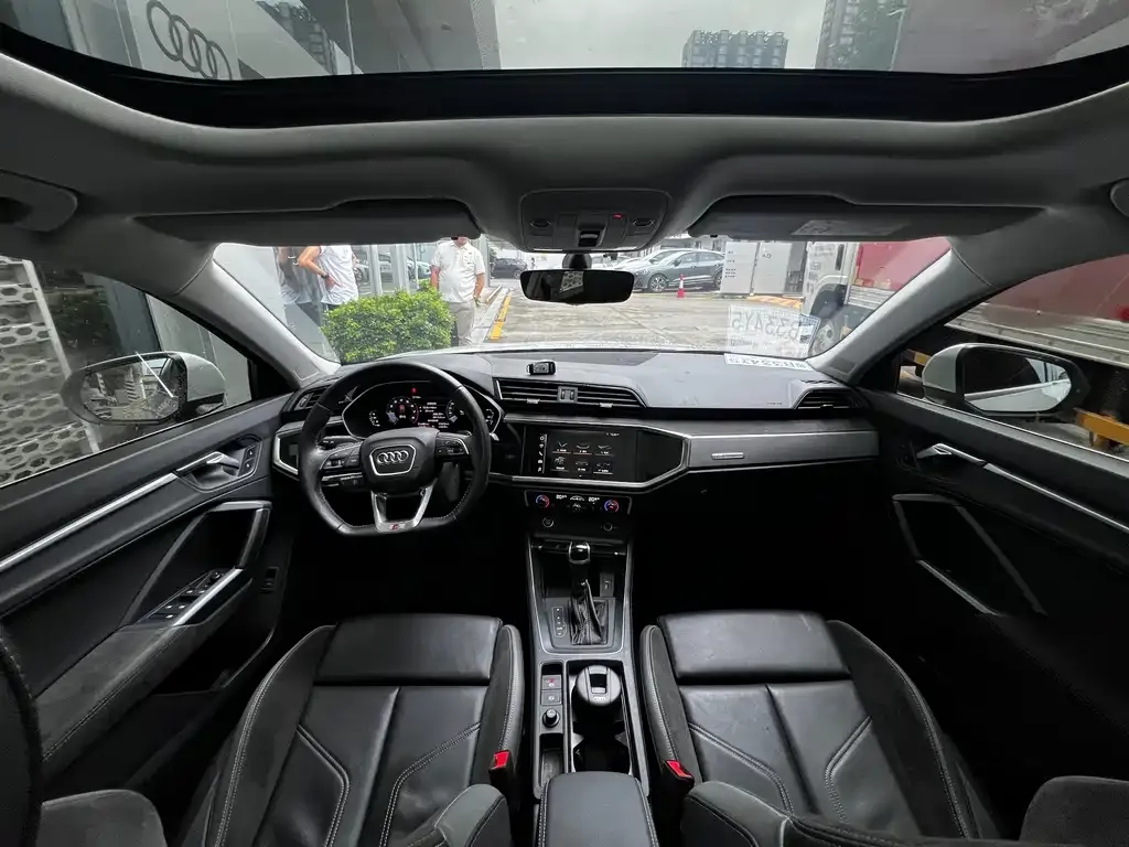 Audi Q3 Sportback — фото 6