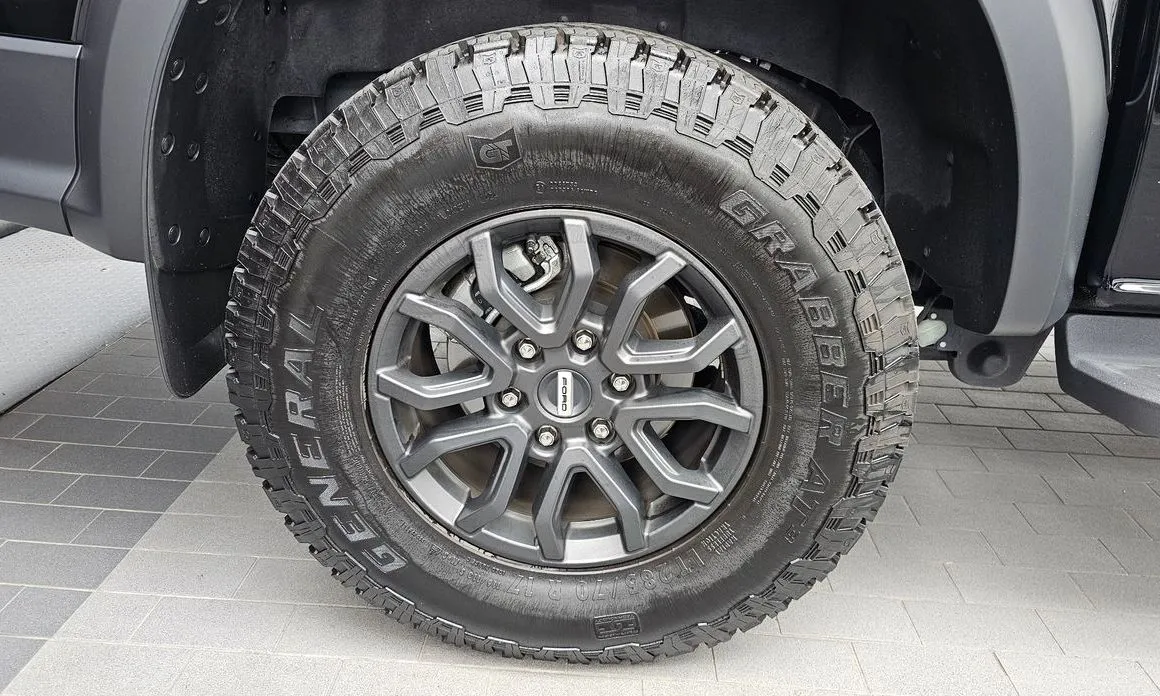 Ford Ranger — фото 10