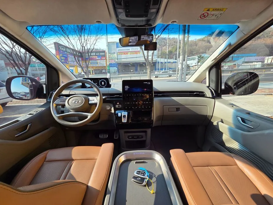 Hyundai Staria — фото 3