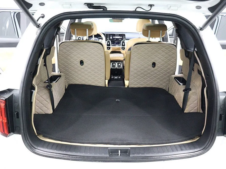 Kia Sorento — фото 10