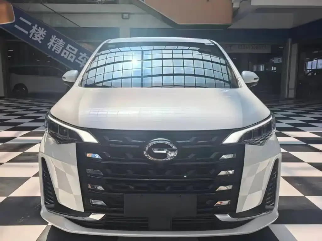 GAC Motor Trumpchi M6 — фото 7