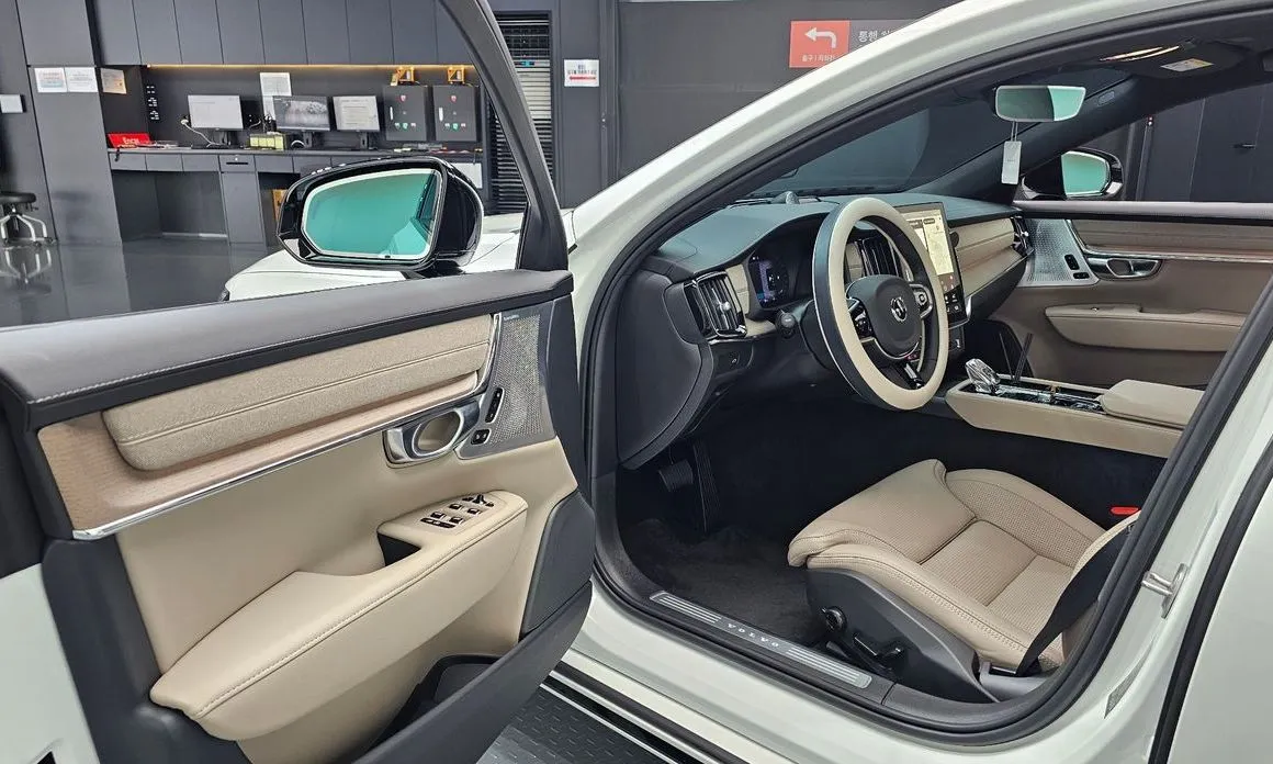Volvo S90 — фото 10
