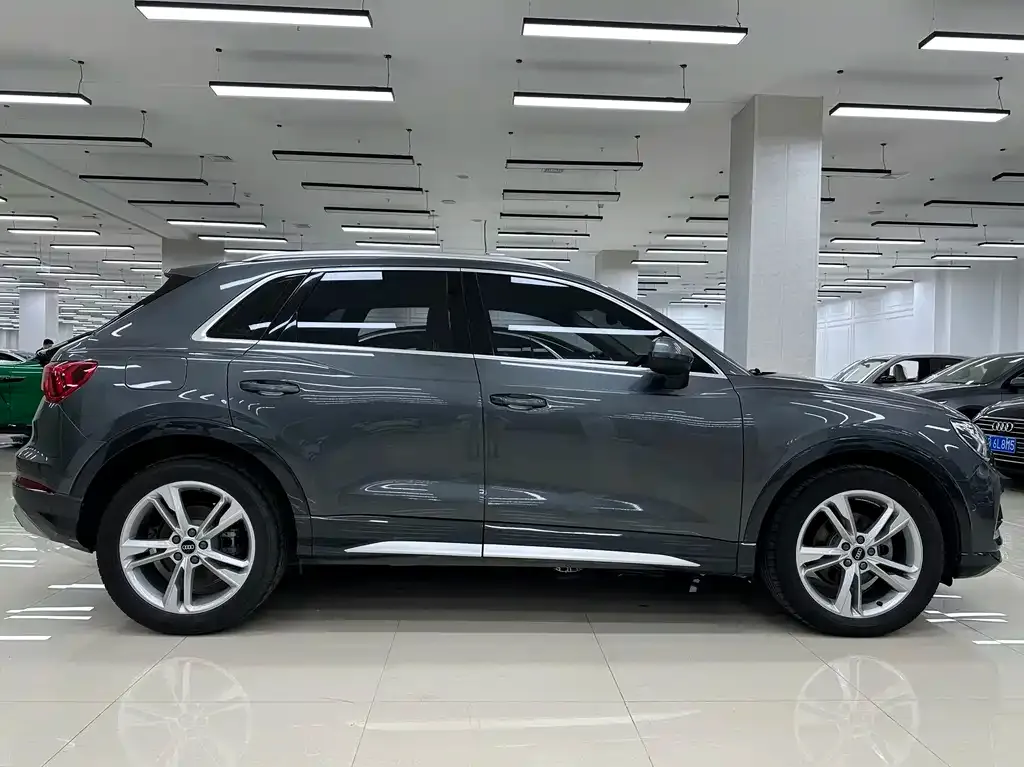 Audi Q3 — фото 5