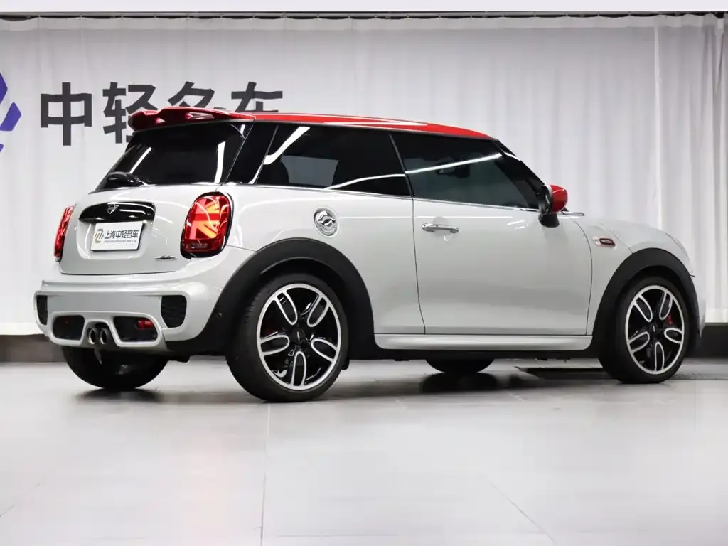 MINI JCW (John Cooper Works) — фото 9
