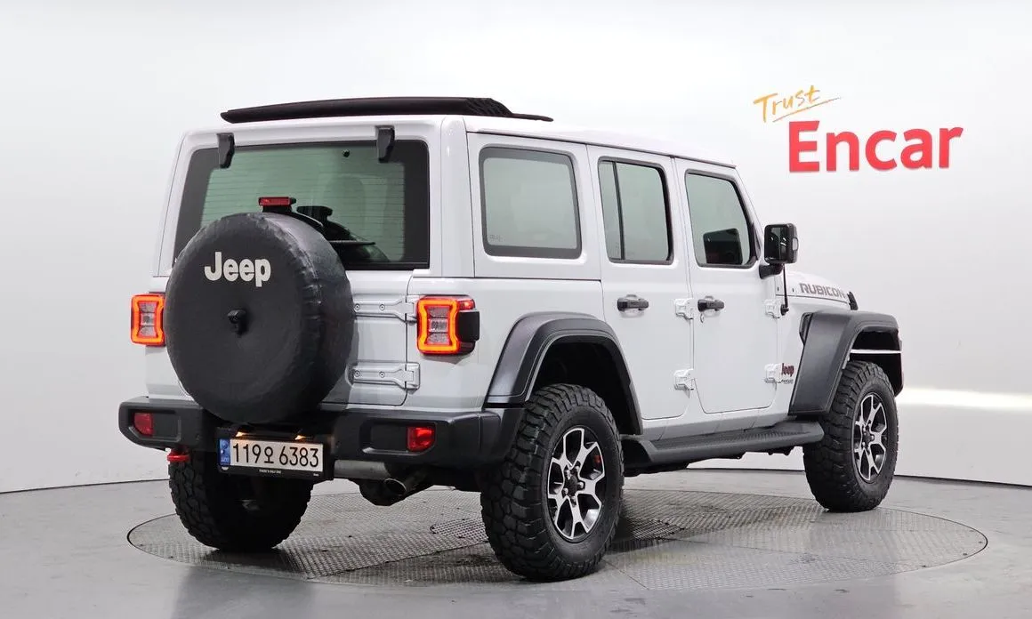 Jeep Wrangler — фото 6