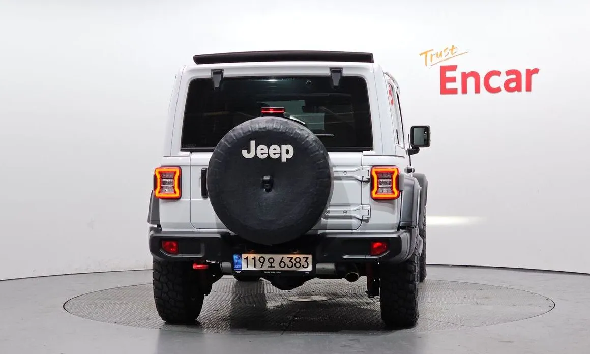 Jeep Wrangler — фото 4