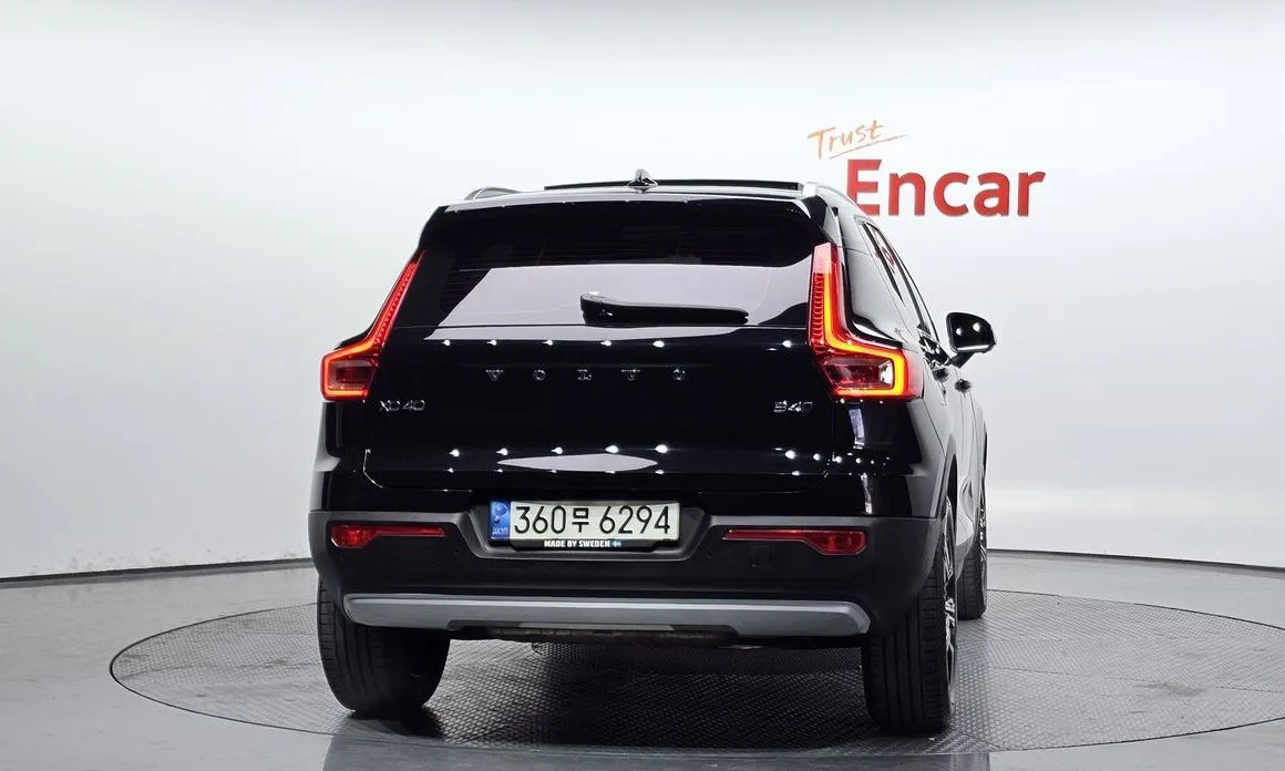 Volvo XC40 — фото 2