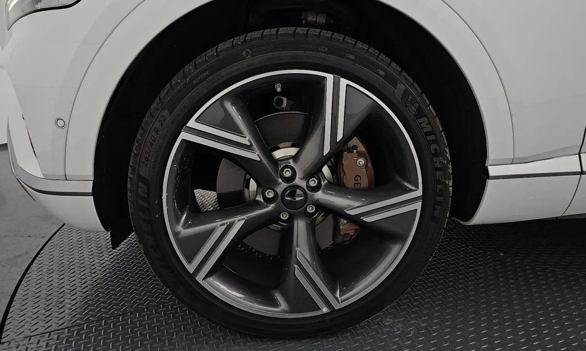 Genesis GV80 — фото 10