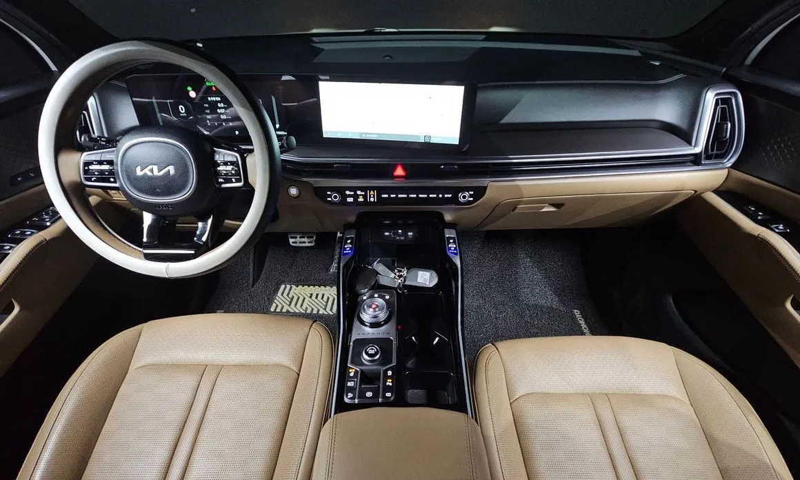 Kia Sorento — фото 10