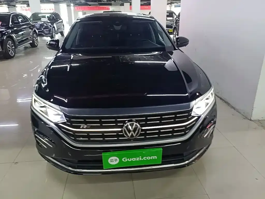 Volkswagen Passat — фото 7