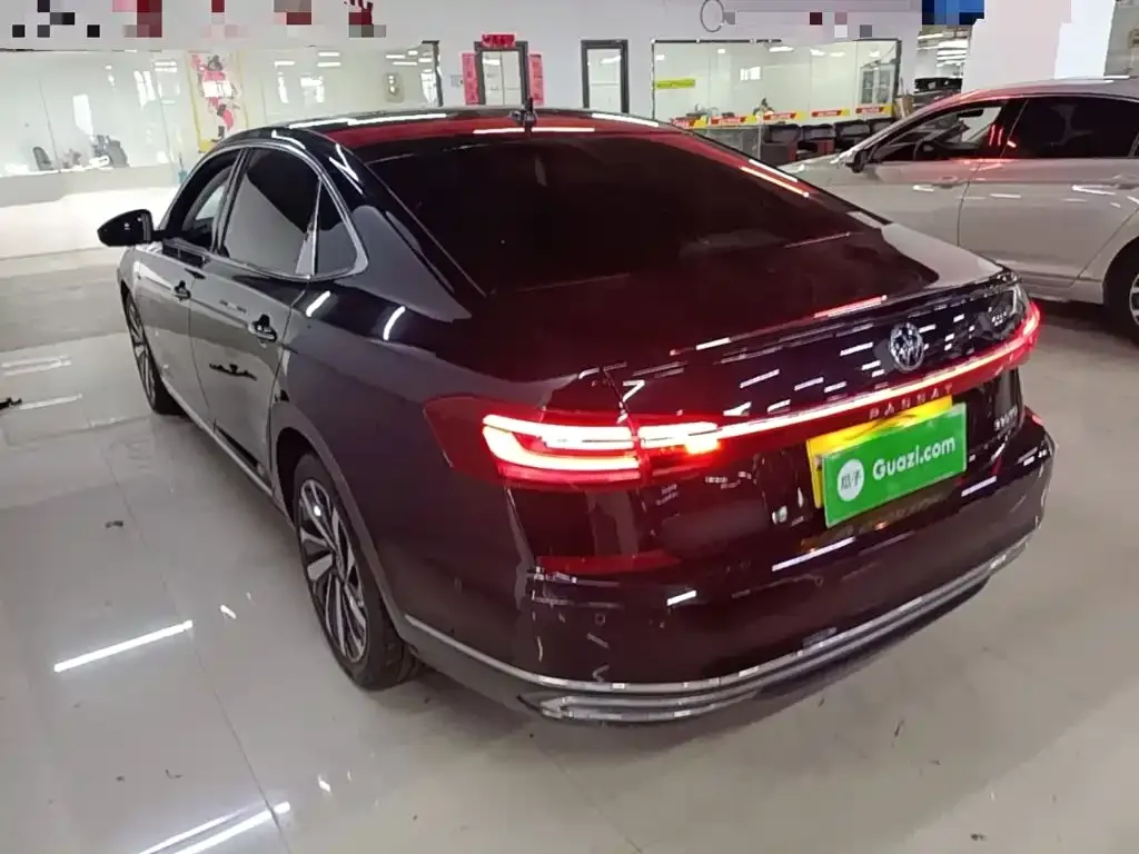 Volkswagen Passat — фото 2