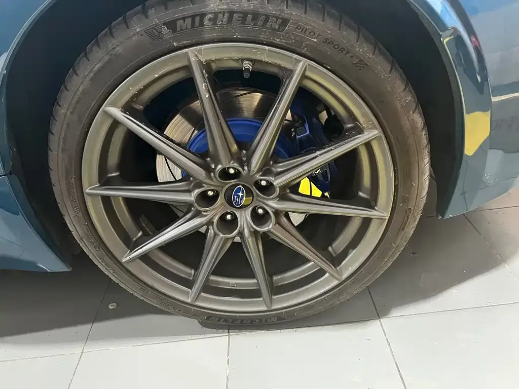 Subaru BRZ — фото 3