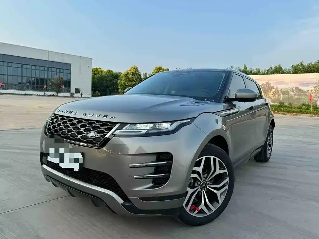 Land Rover Evoque — фото 1