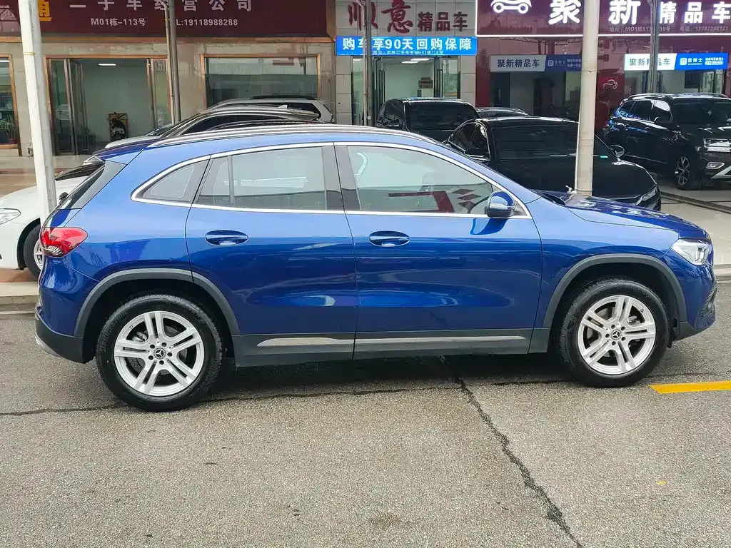 Mercedes-Benz GLA — фото 10
