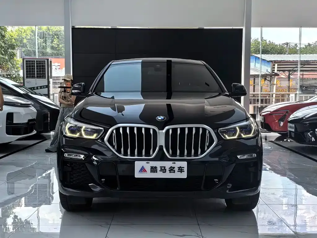BMW X6 — фото 2