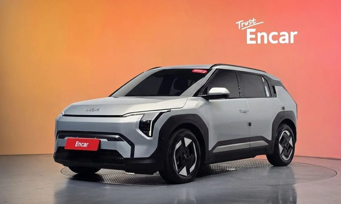 Kia EV3 — фото 1