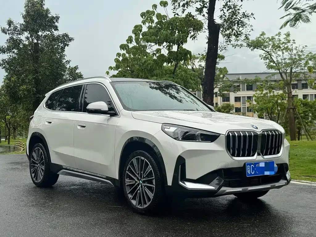 BMW X1 — фото 2