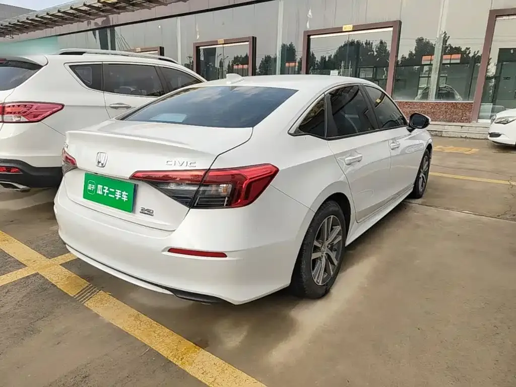 Honda Civic — фото 5