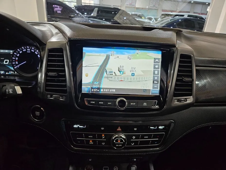KG Mobility (Ssangyong) Rexton — фото 10