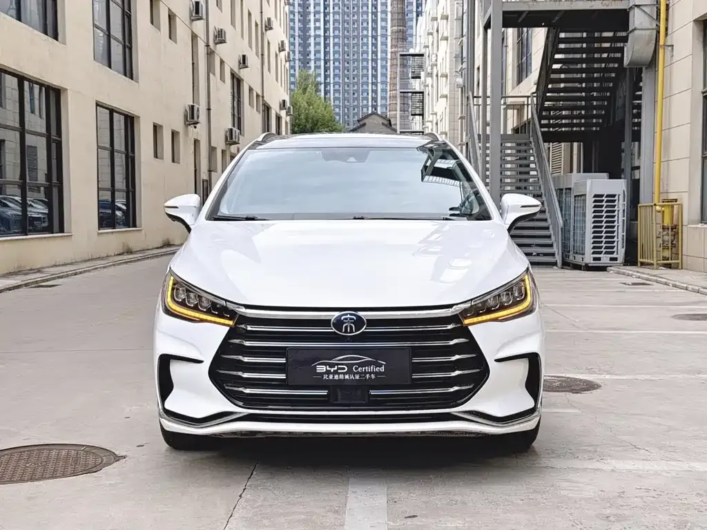 BYD MAX New Energy — фото 5