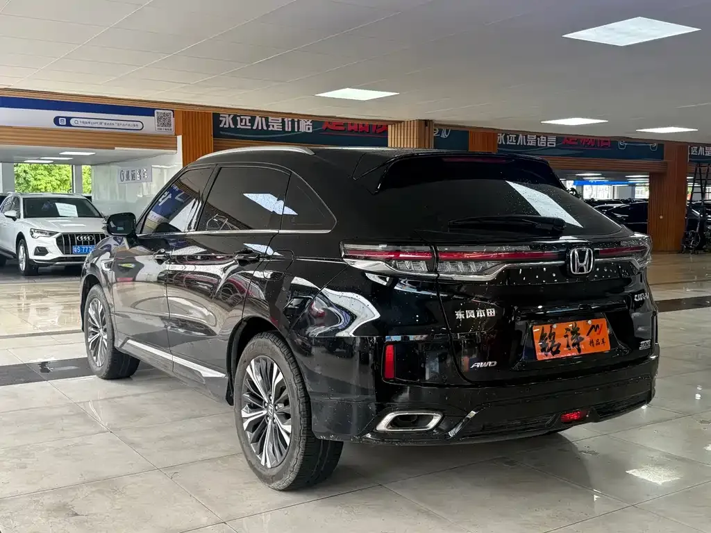 Honda UR-V — фото 10