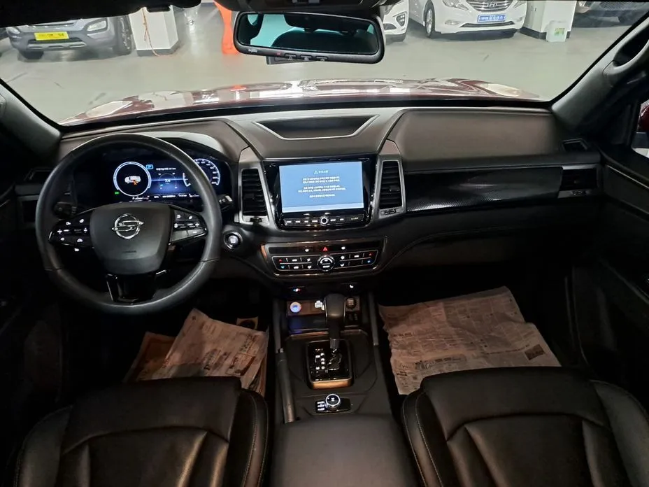 KG Mobility (Ssangyong) Rexton — фото 6