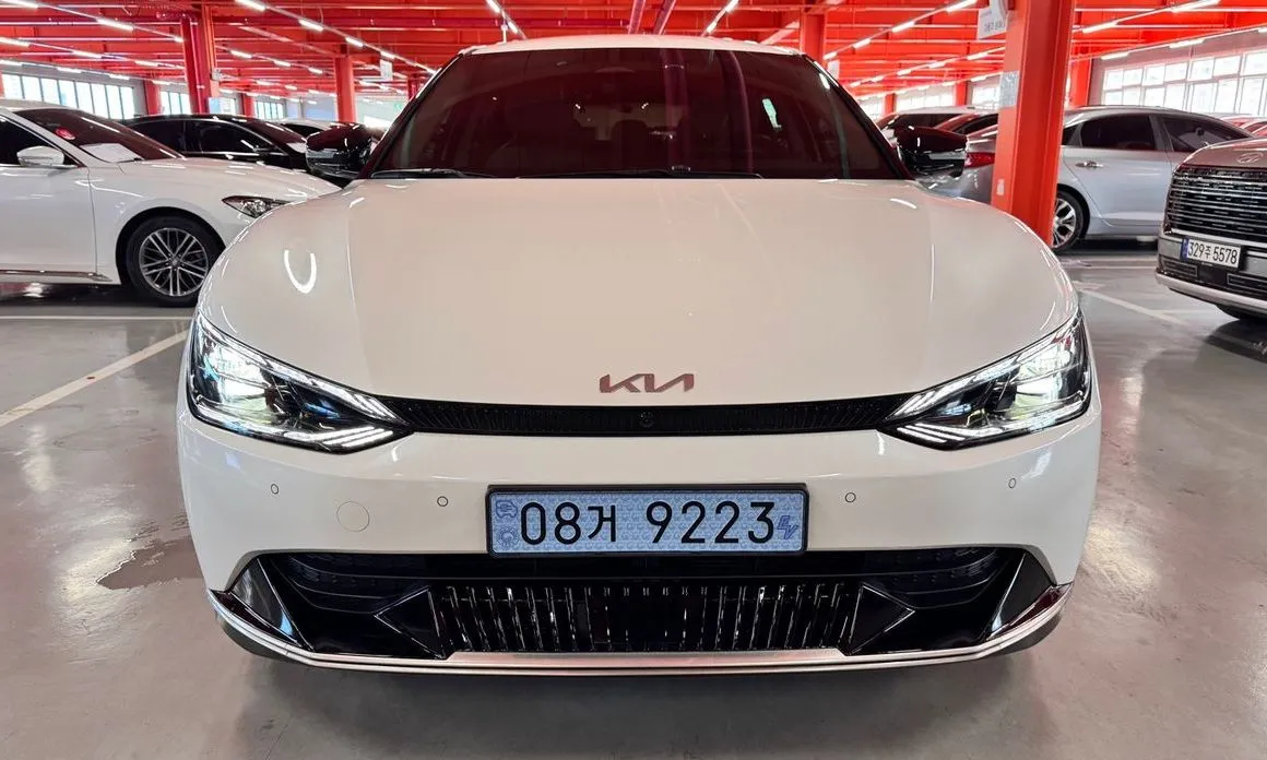 Kia EV6 — фото 7