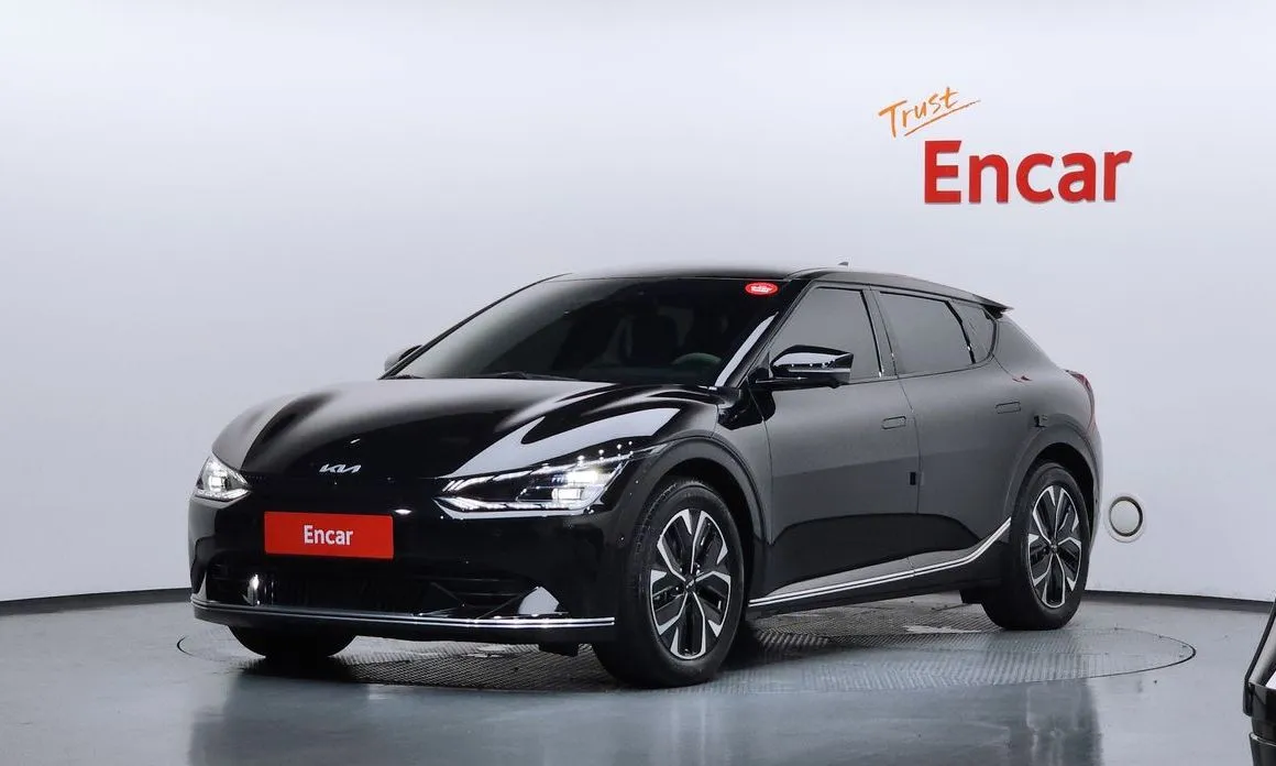 Kia EV6 — фото 1