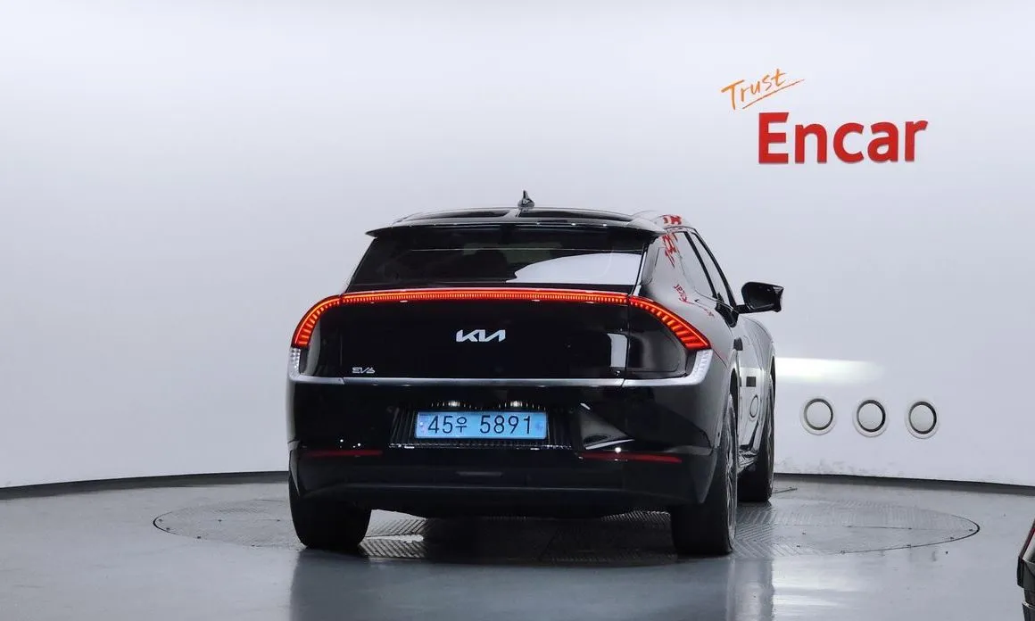 Kia EV6 — фото 3