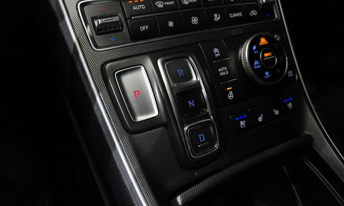 Hyundai Santafe — фото 2