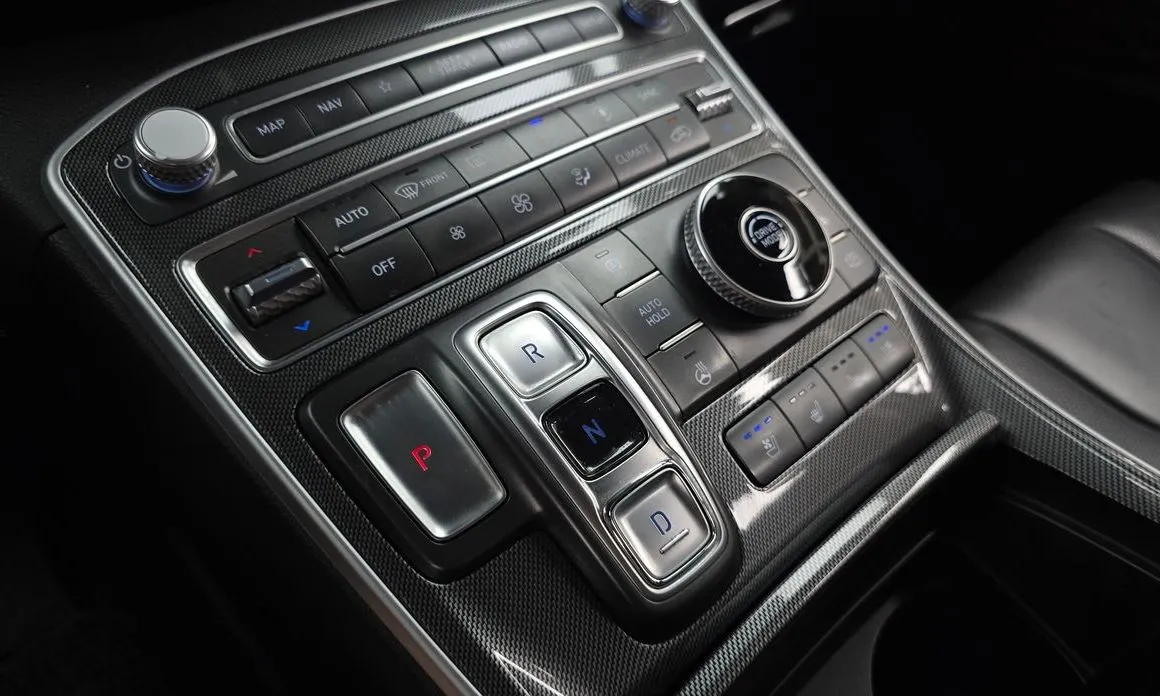Hyundai Santafe — фото 8