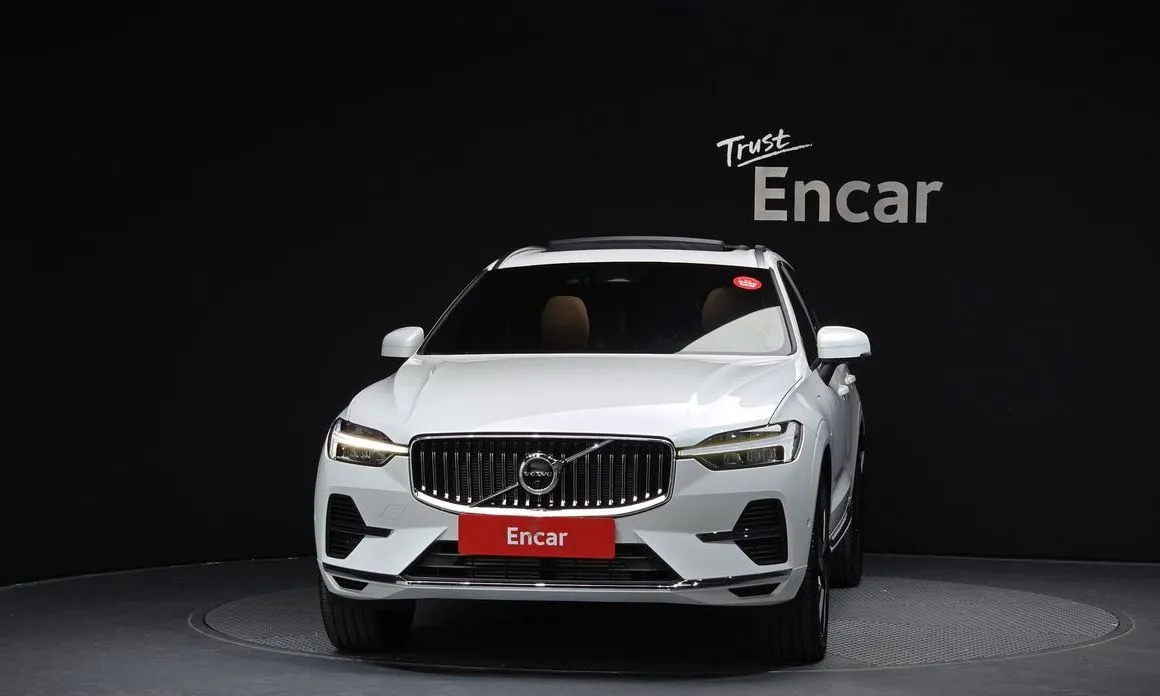 Volvo XC60 — фото 4