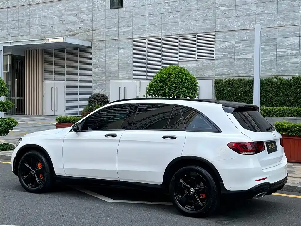 Mercedes-Benz GLC — фото 2