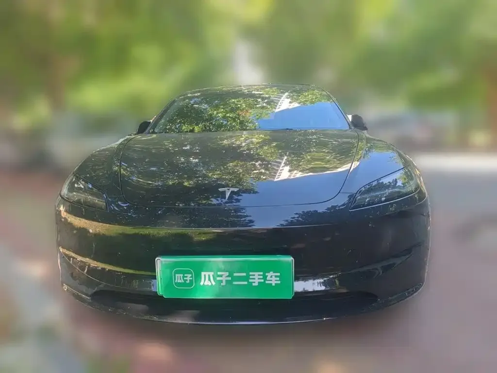 Tesla Model 3 — фото 5