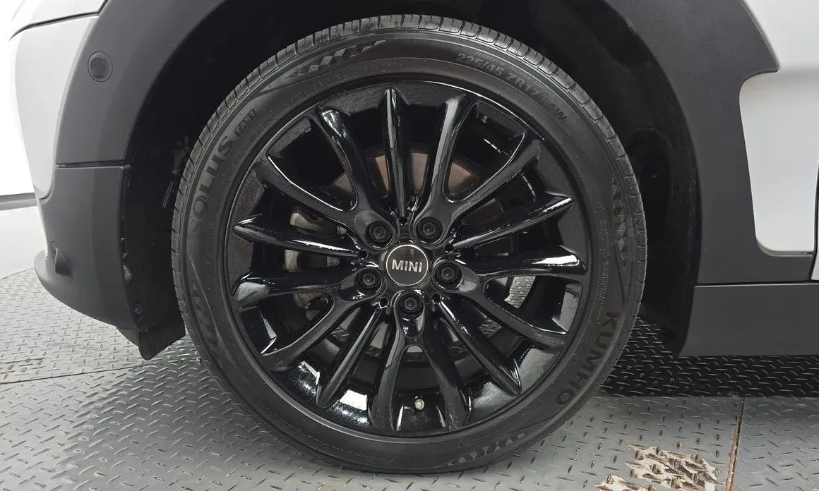 Mini Clubman — фото 9