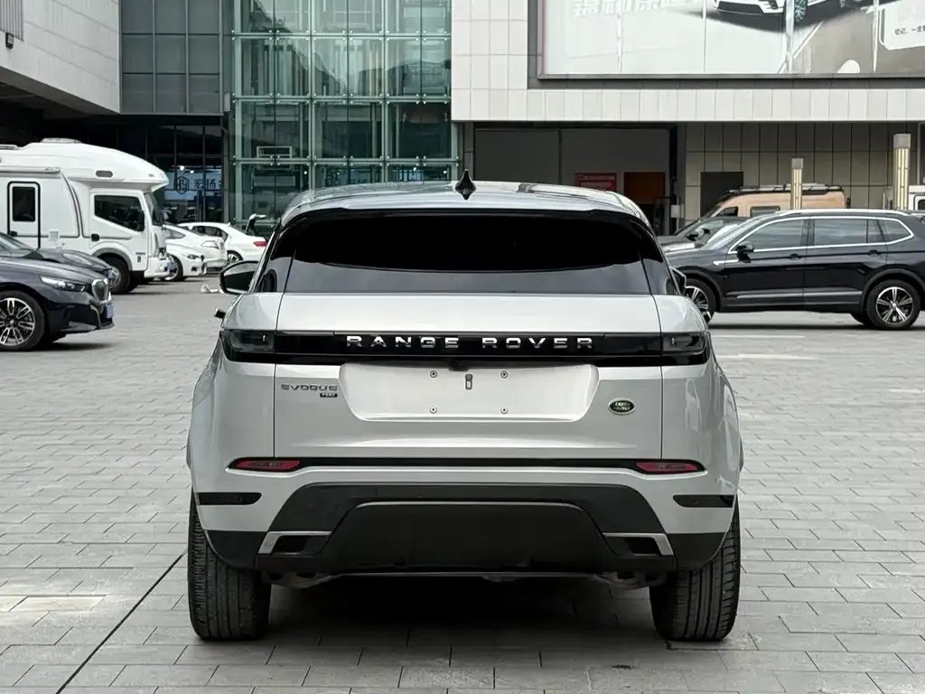 Land Rover Evoque — фото 6