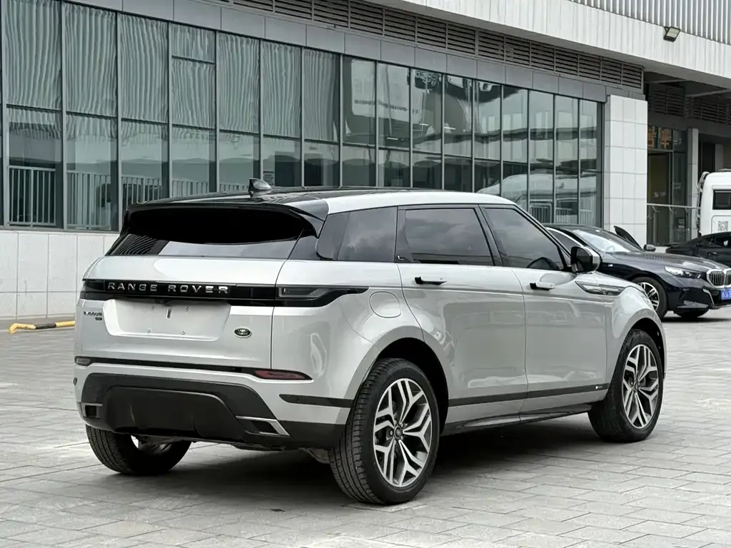 Land Rover Evoque — фото 10