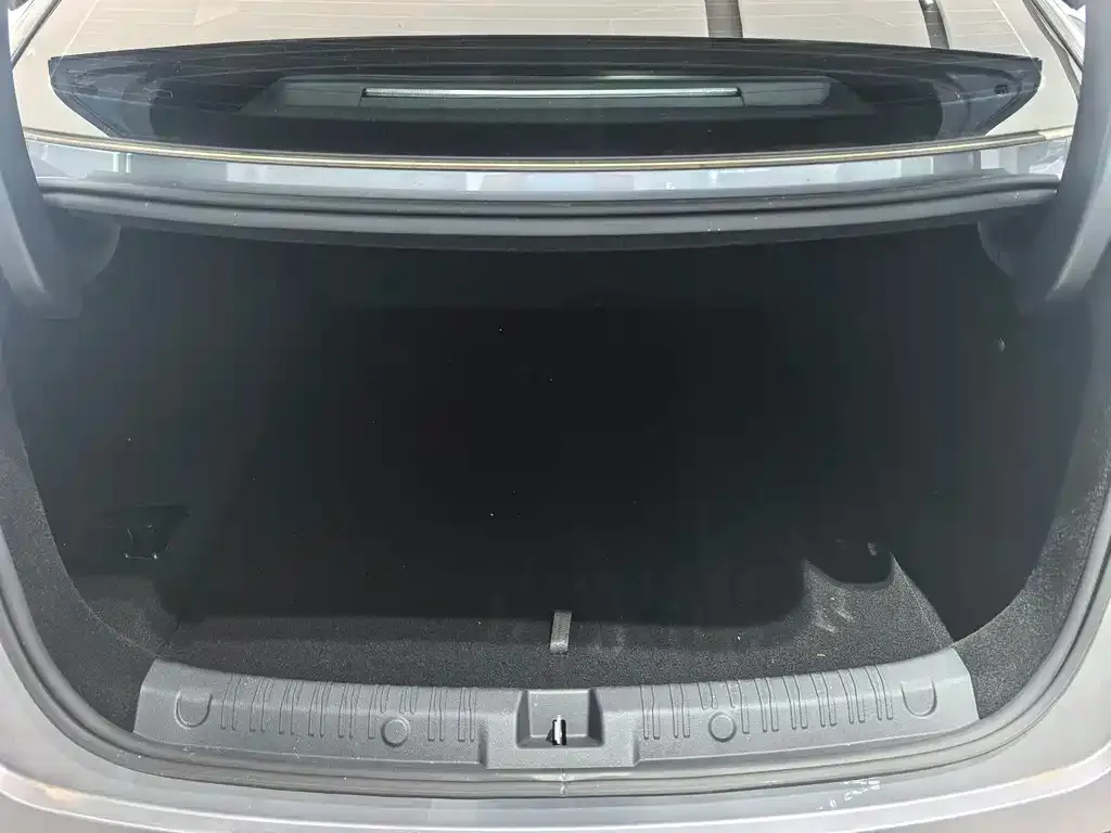 BYD Qin L — фото 2