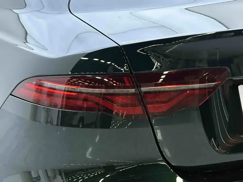 Jaguar XEL — фото 9