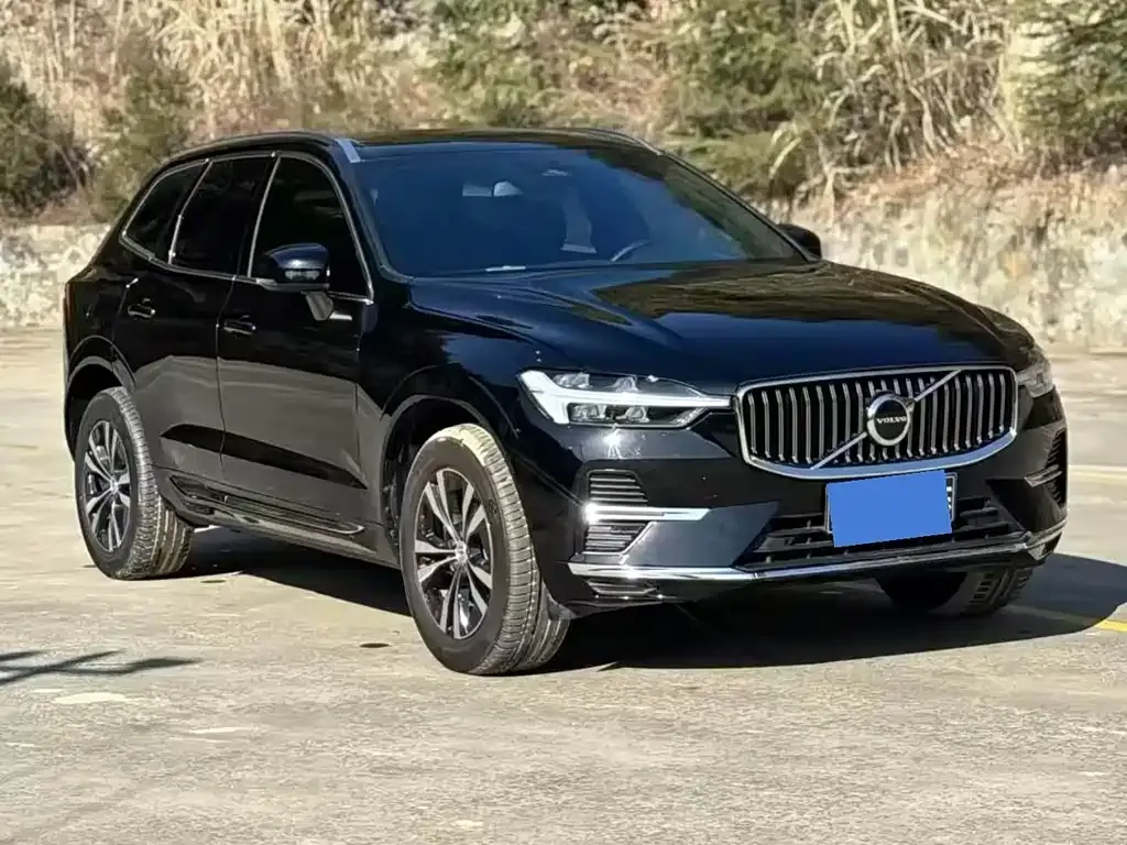 Volvo XC60 — фото 5