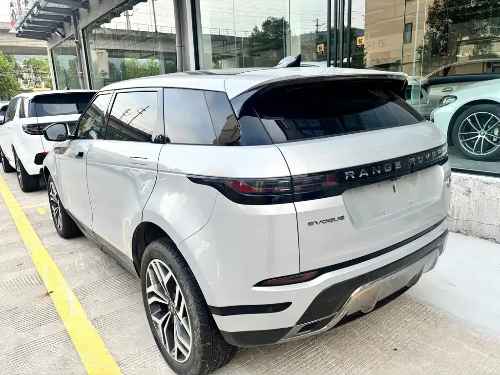Land Rover Evoque — фото 5