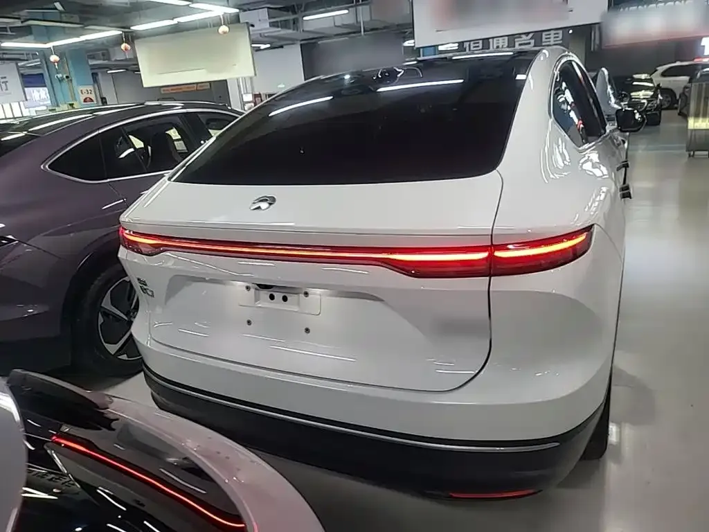 NIO EC7 — фото 9