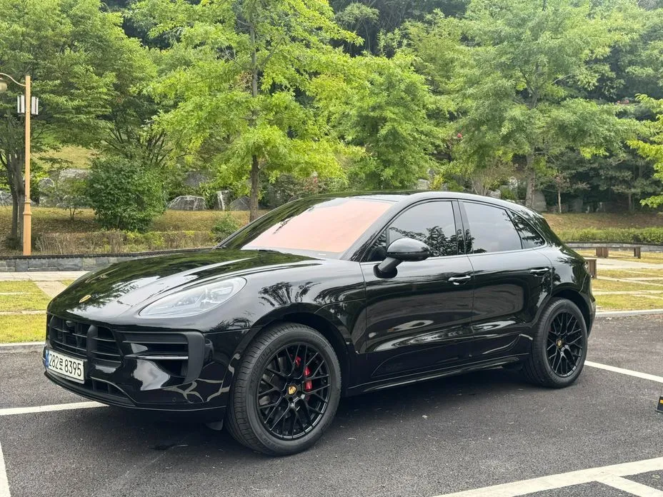Porsche Macan — фото 9