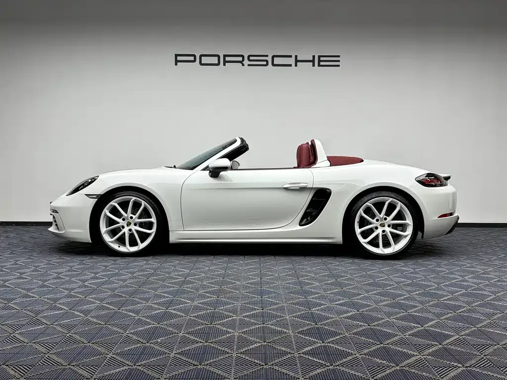 Porsche 718 — фото 10